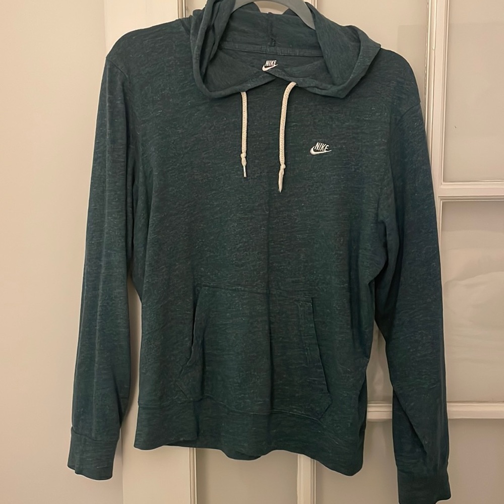Lightweight hoodie